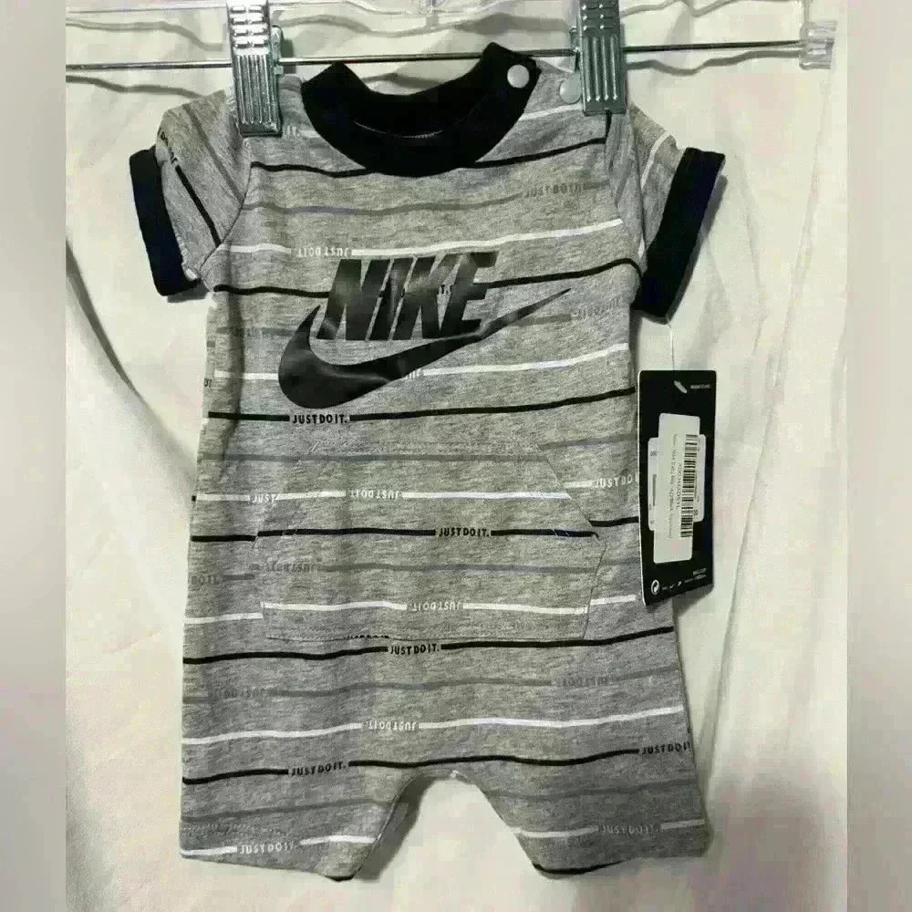 Nike Newborn outfit NWT